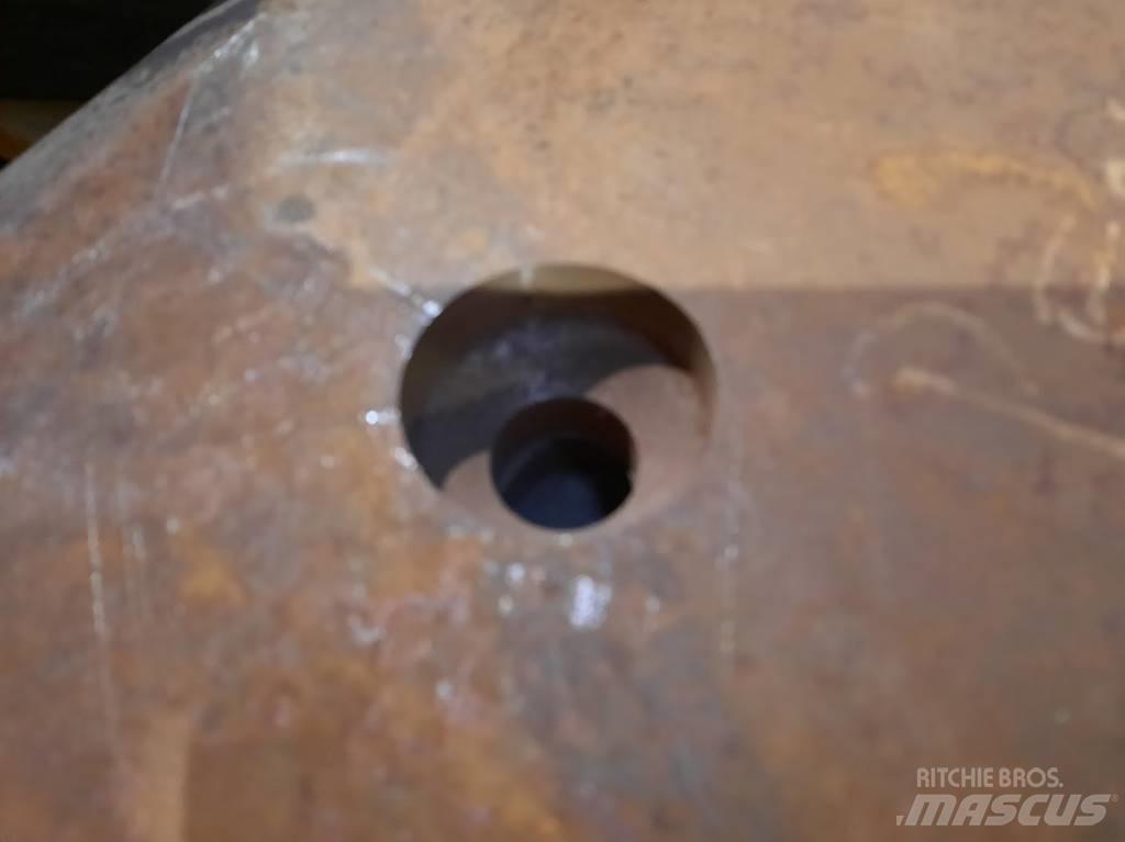 Pegson 1100x650 Trupintuvai