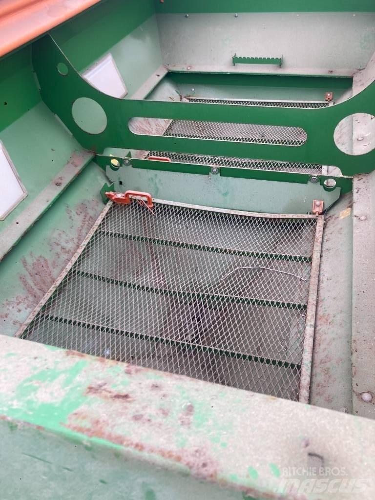 Amazone ZA-M 3000 Mineralinių trąšų barstytuvai