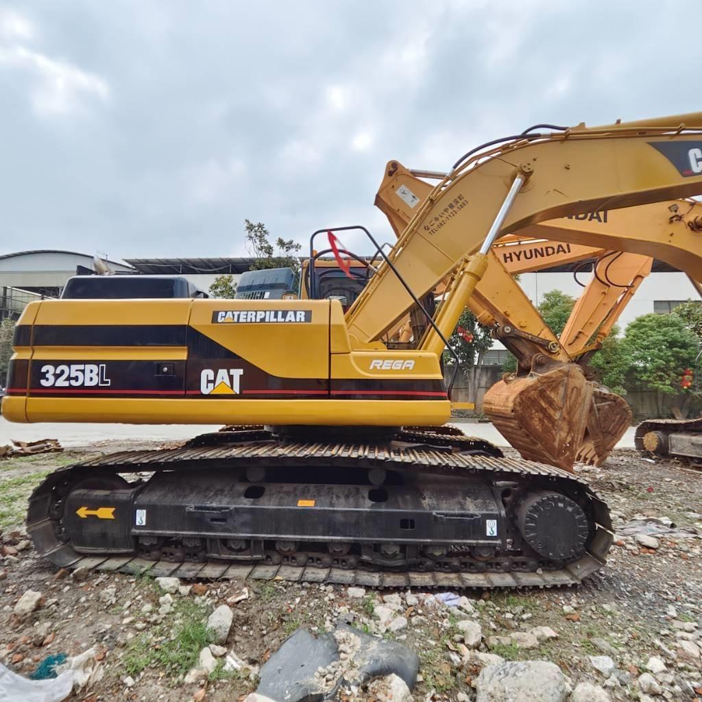 CAT 325 B L Vikšriniai ekskavatoriai