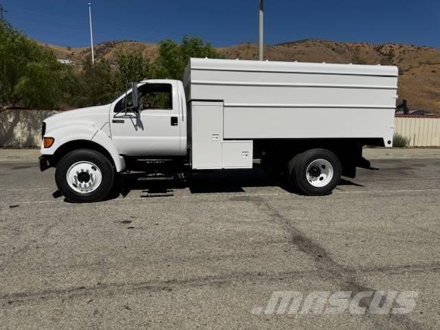 Ford F 650 Savivarčių priekabų vilkikai