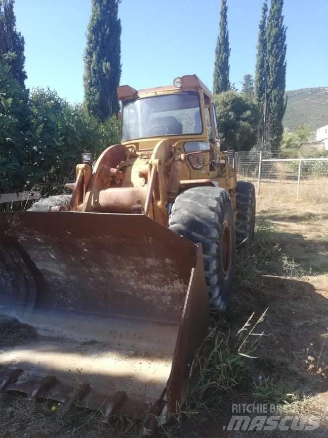 CAT 950C Naudoti ratiniai krautuvai