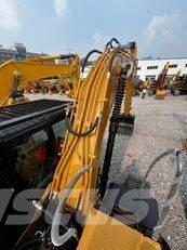 CAT 320 D Vikšriniai ekskavatoriai