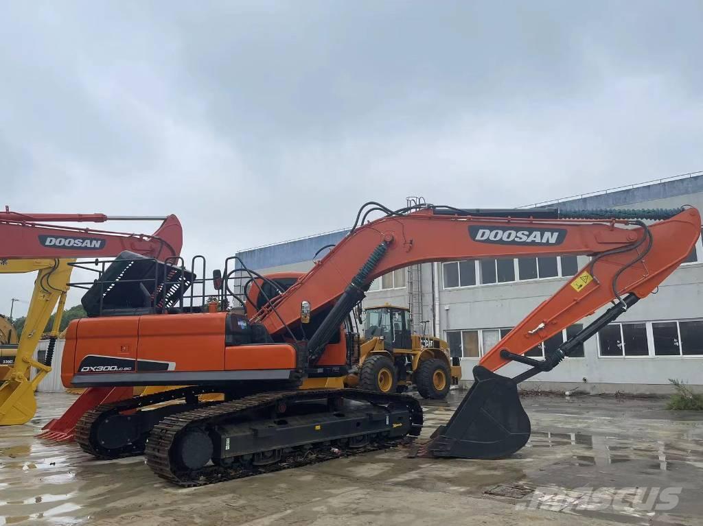 Doosan DX 300 LC Vikšriniai ekskavatoriai