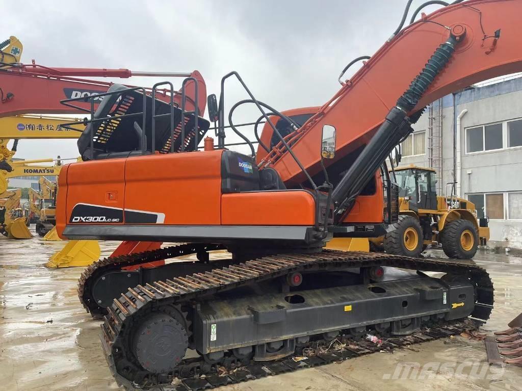 Doosan DX 300 LC Vikšriniai ekskavatoriai