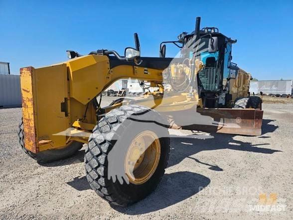 CAT 140M3 Greideriai