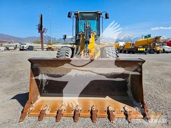 CAT 930G Naudoti ratiniai krautuvai