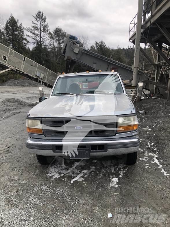 Ford F350 Statyba - Kita