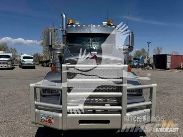 Kenworth T800 Statyba - Kita