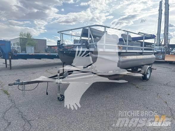  PONTOON BOAT Statyba - Kita