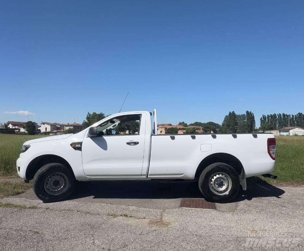 Ford Ranger XL Pikapai / Bortiniai sunkvežimiai