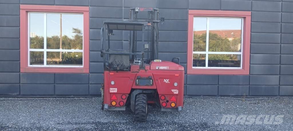 Moffett M5 25.3 NX Dyzeliniai krautuvai