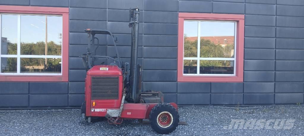 Moffett M5 25.3 NX Dyzeliniai krautuvai