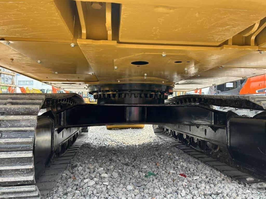CAT 329 D Vikšriniai ekskavatoriai