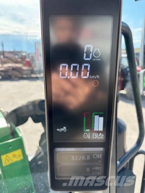 John Deere 6120 M Traktoriai