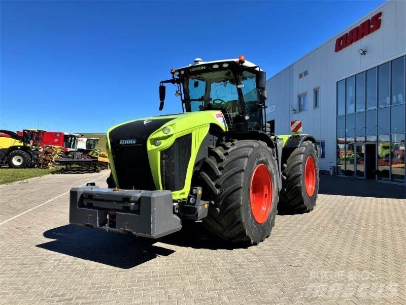 CLAAS XERION 5000 Traktoriai