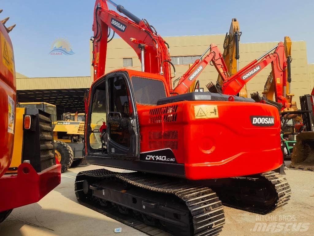 Doosan DX 140 LC Vikšriniai ekskavatoriai