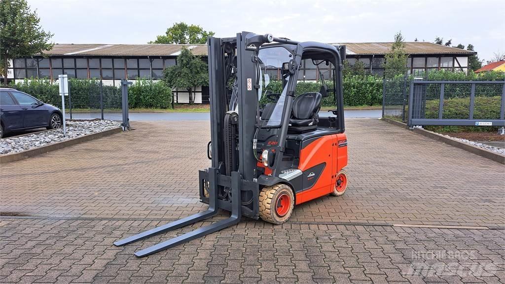 Linde E20PH-02 Elektriniai šakiniai krautuvai