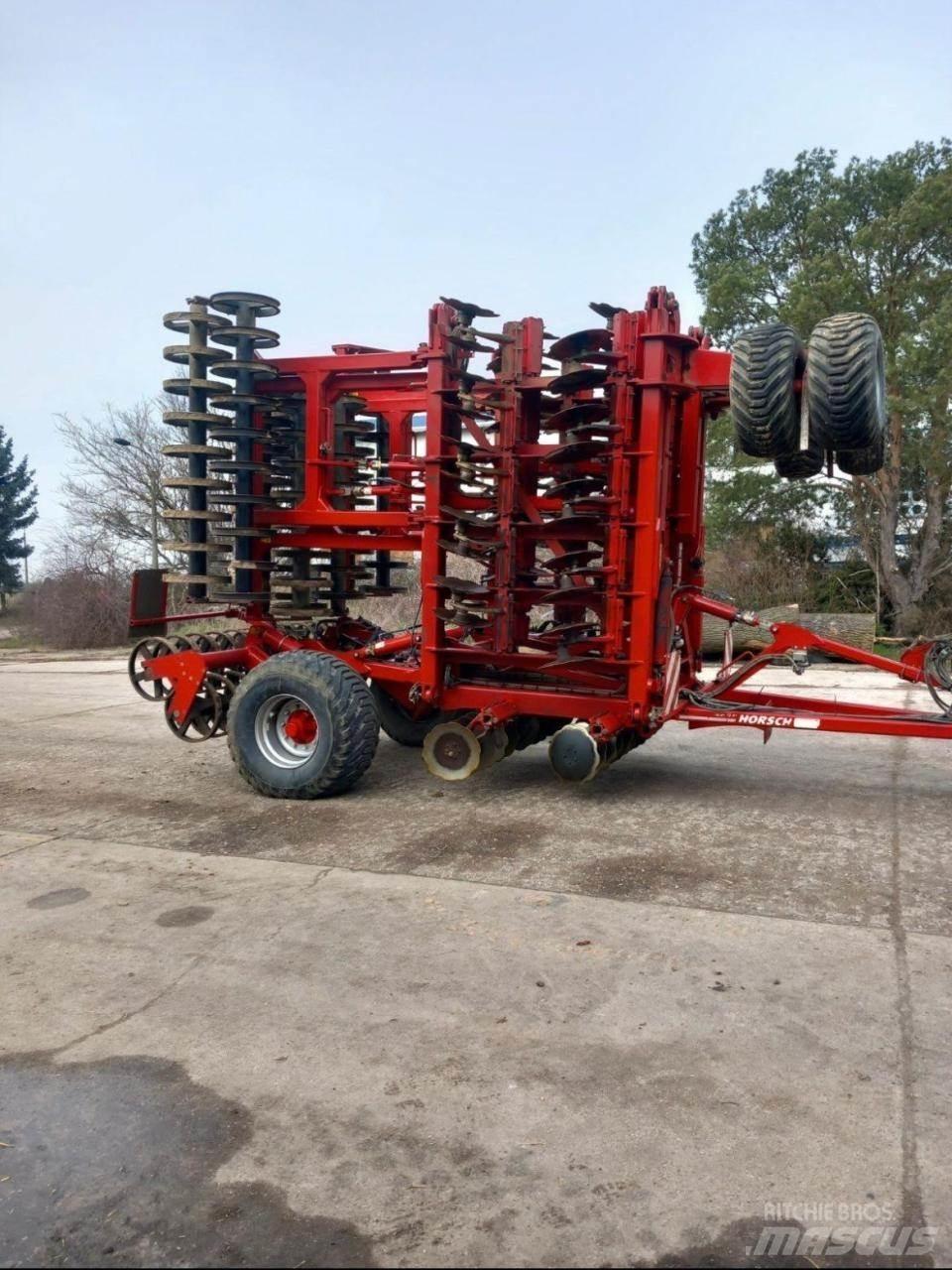 Horsch Joker 12 RT Diskinės akėčios