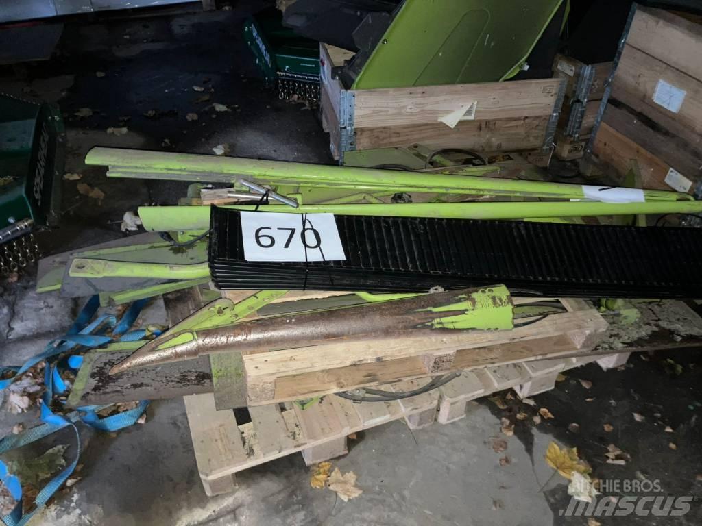 CLAAS Lexion 670 Derliaus nuėmimo kombainai