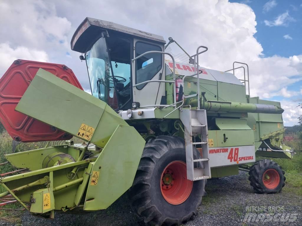 CLAAS 48 Spezial Derliaus nuėmimo kombainai