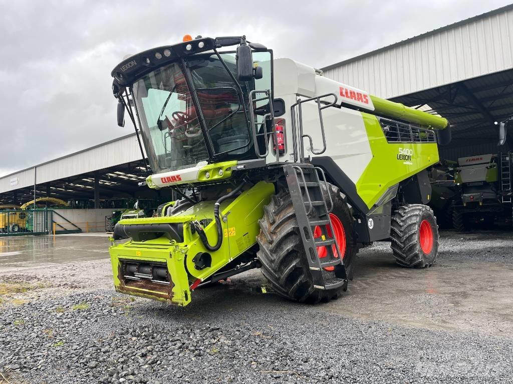 CLAAS Lexion 5400 Derliaus nuėmimo kombainai