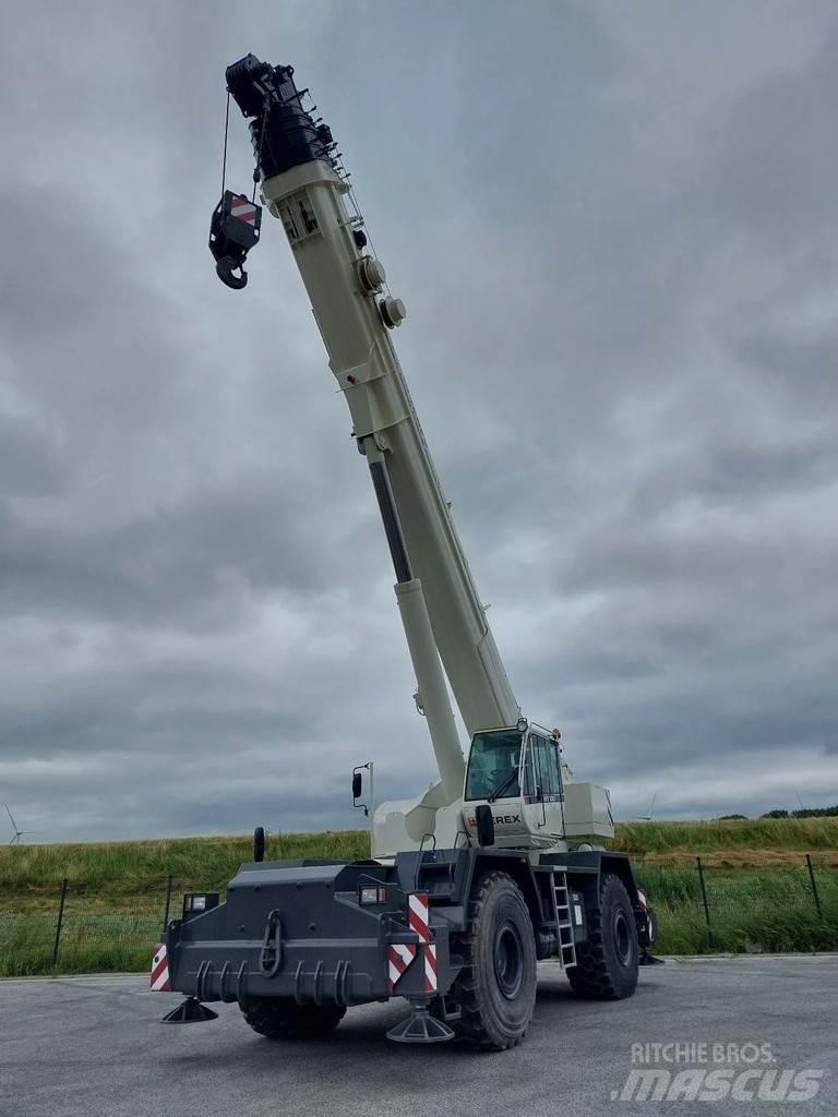 Terex RT100 Neapdoroto reljefo kranai
