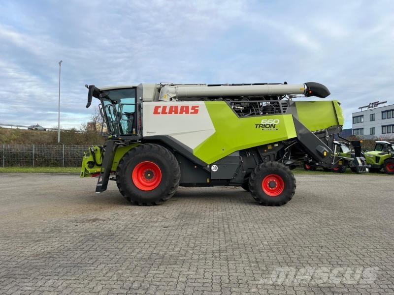 CLAAS TRION 660 Derliaus nuėmimo kombainai