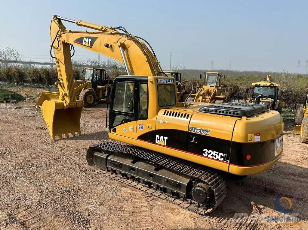 CAT 325CL Vikšriniai ekskavatoriai