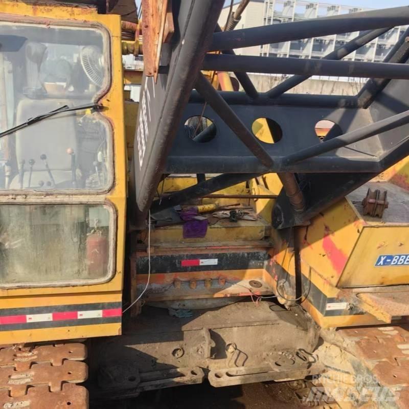 Hitachi KH180 Vikšriniai kranai