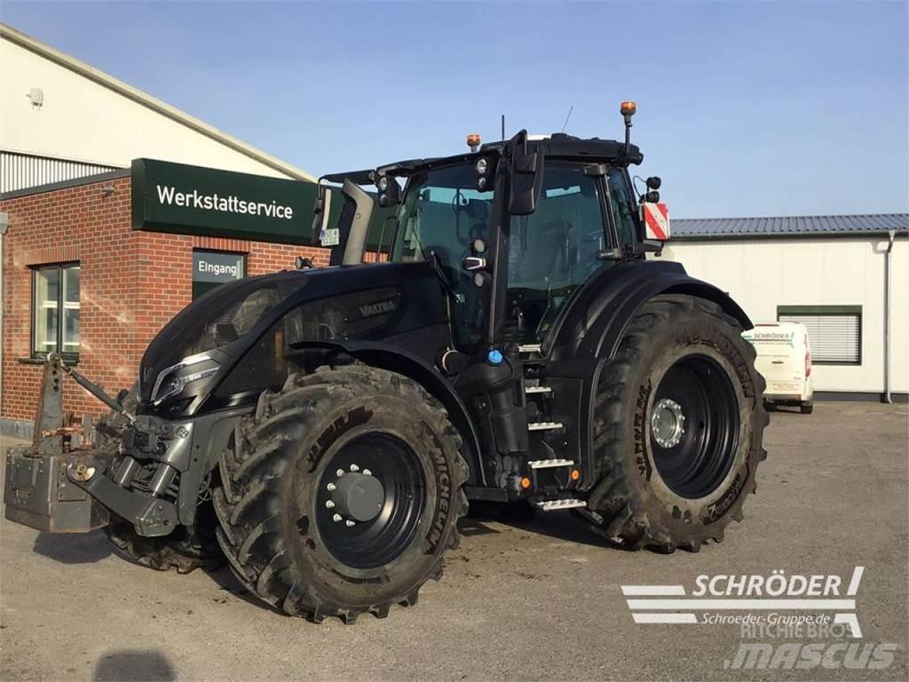 Valtra Q 305 Traktoriai