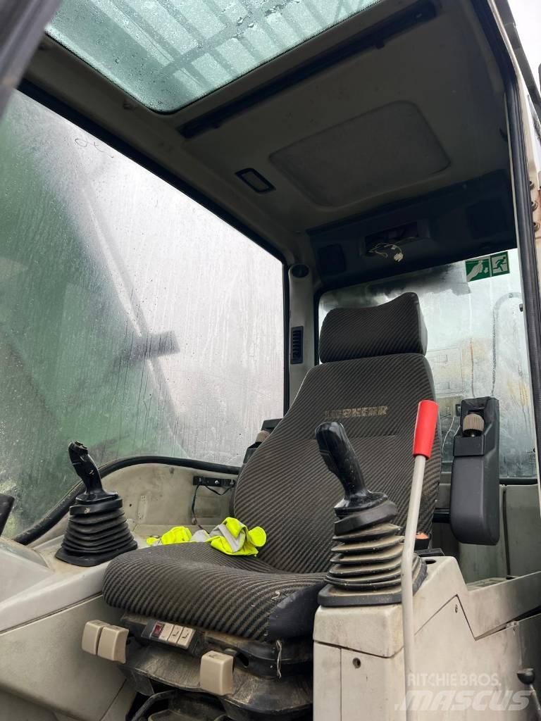 Liebherr 934 Vikšriniai ekskavatoriai