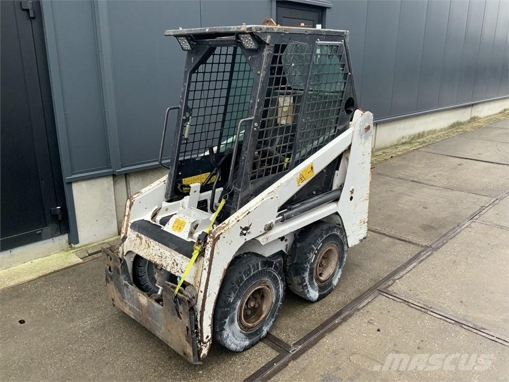 Bobcat S 70 defect! Krautuvai su šoniniu pasukimu