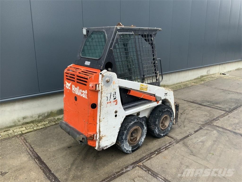 Bobcat S 70 defect! Krautuvai su šoniniu pasukimu