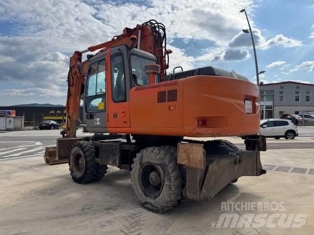Hitachi ZX 160 W Ratiniai ekskavatoriai