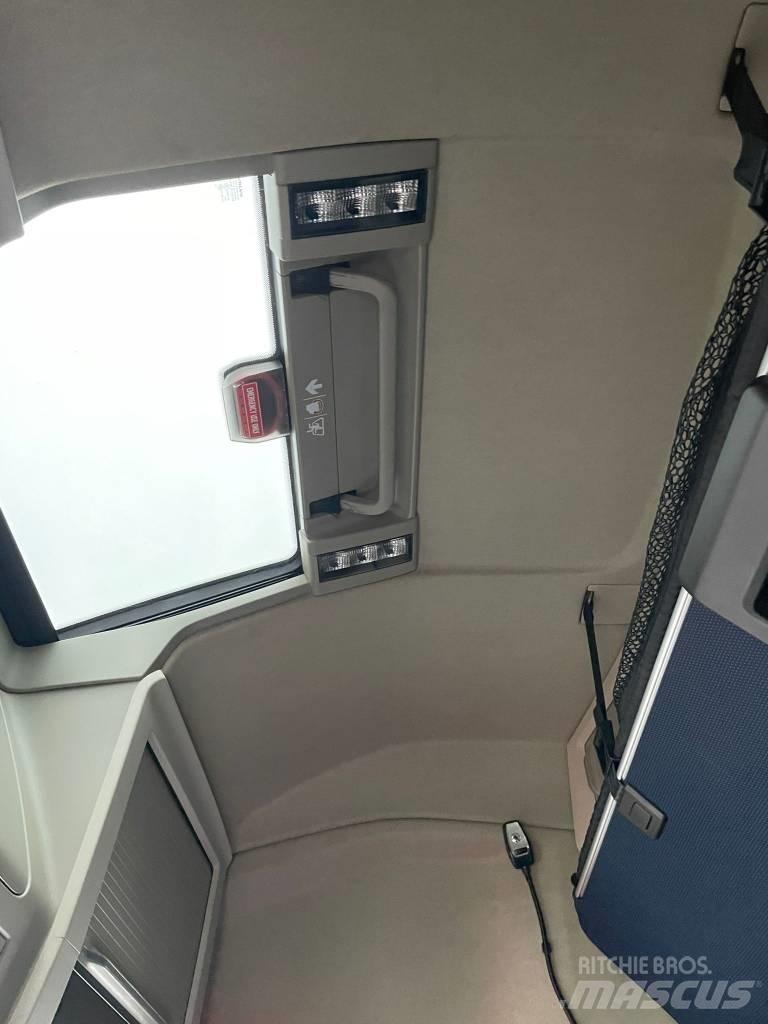 Volvo FH 500 Naudoti vilkikai