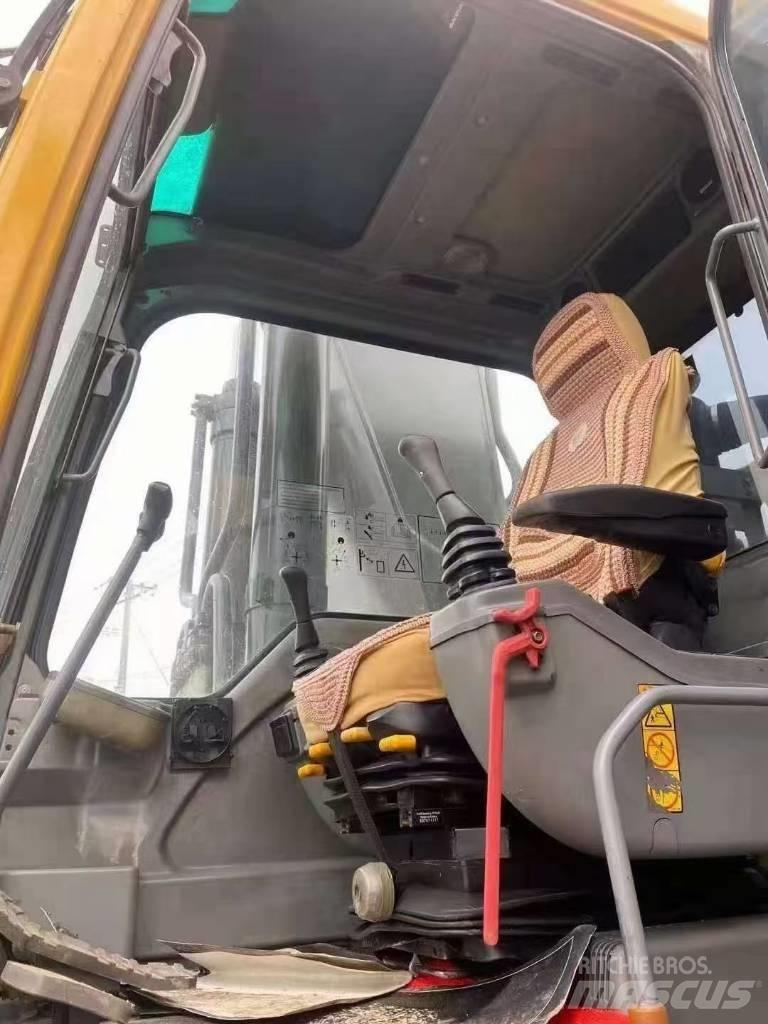 Volvo 360BLC Vikšriniai ekskavatoriai