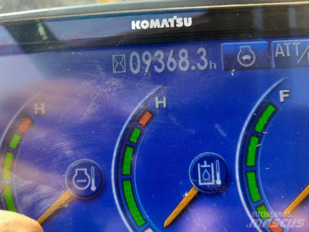 Komatsu PC210LCi-10 Vikšriniai ekskavatoriai