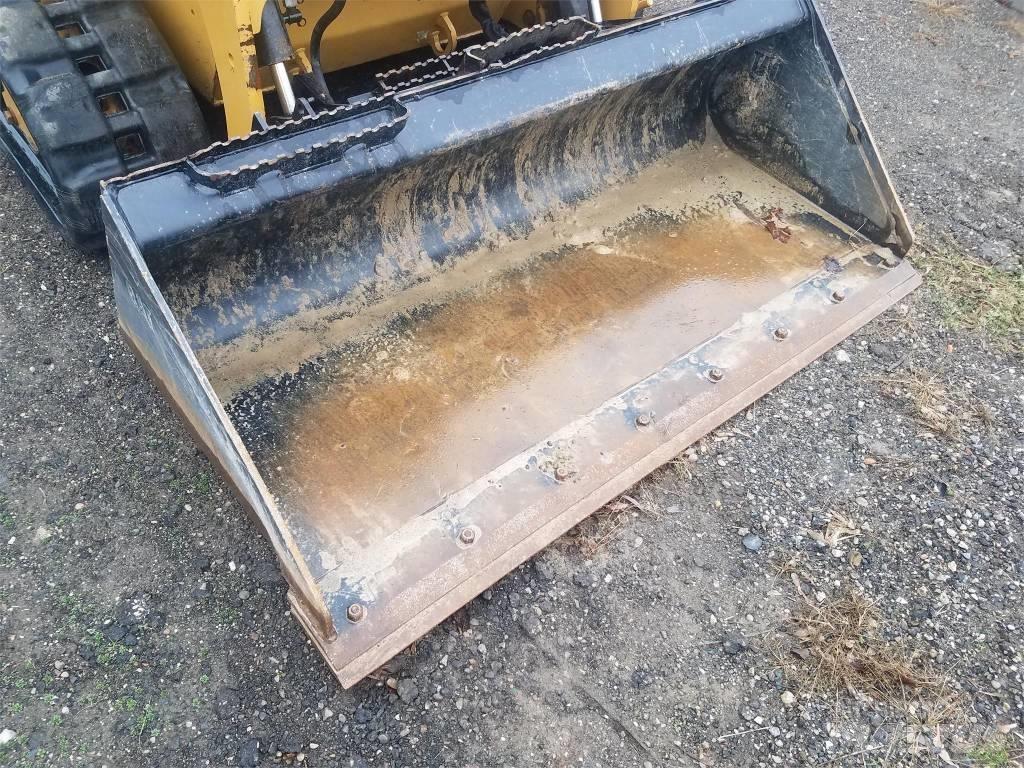 CAT 249D Krautuvai su šoniniu pasukimu