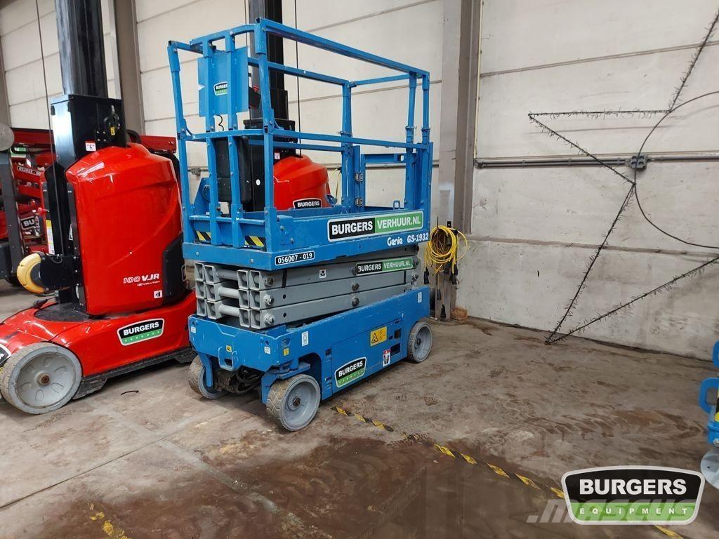 Genie GS1932 Žirkliniai keltuvai