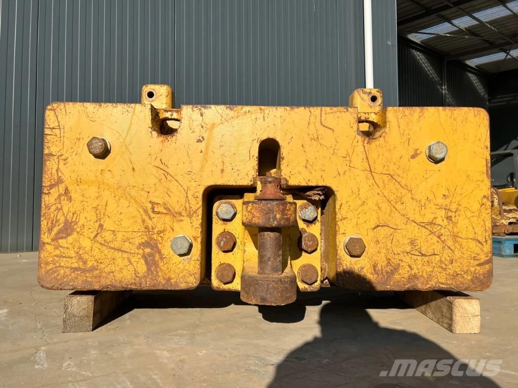 CAT D8R / D8T Kiti naudoti statybos komponentai