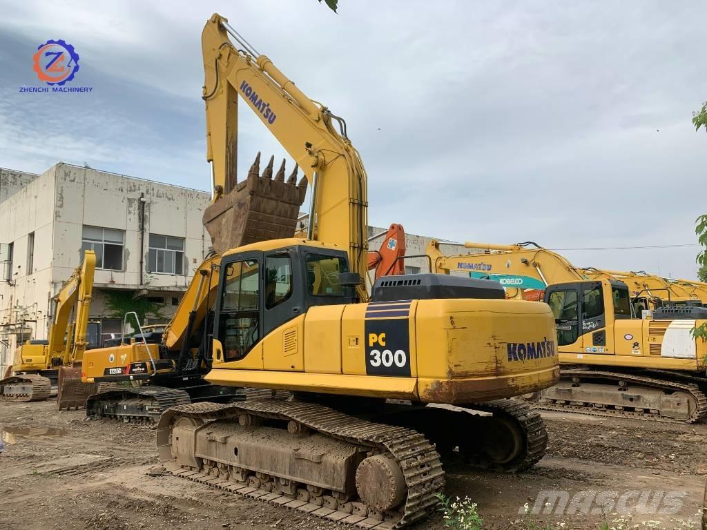 Komatsu PC 300 Vikšriniai ekskavatoriai