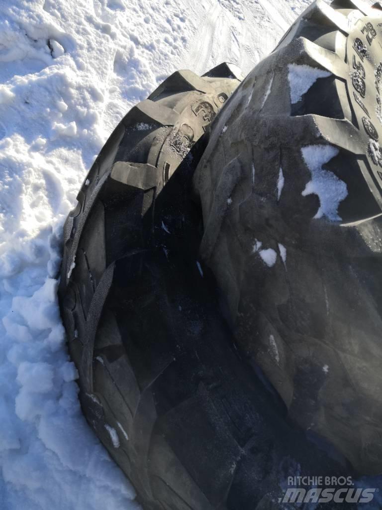 Pirelli 420/85R28 Padangos, ratai ir ratlankiai