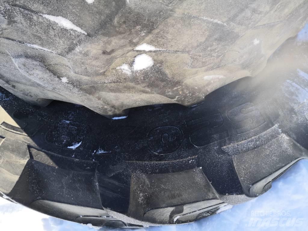 Pirelli 420/85R28 Padangos, ratai ir ratlankiai