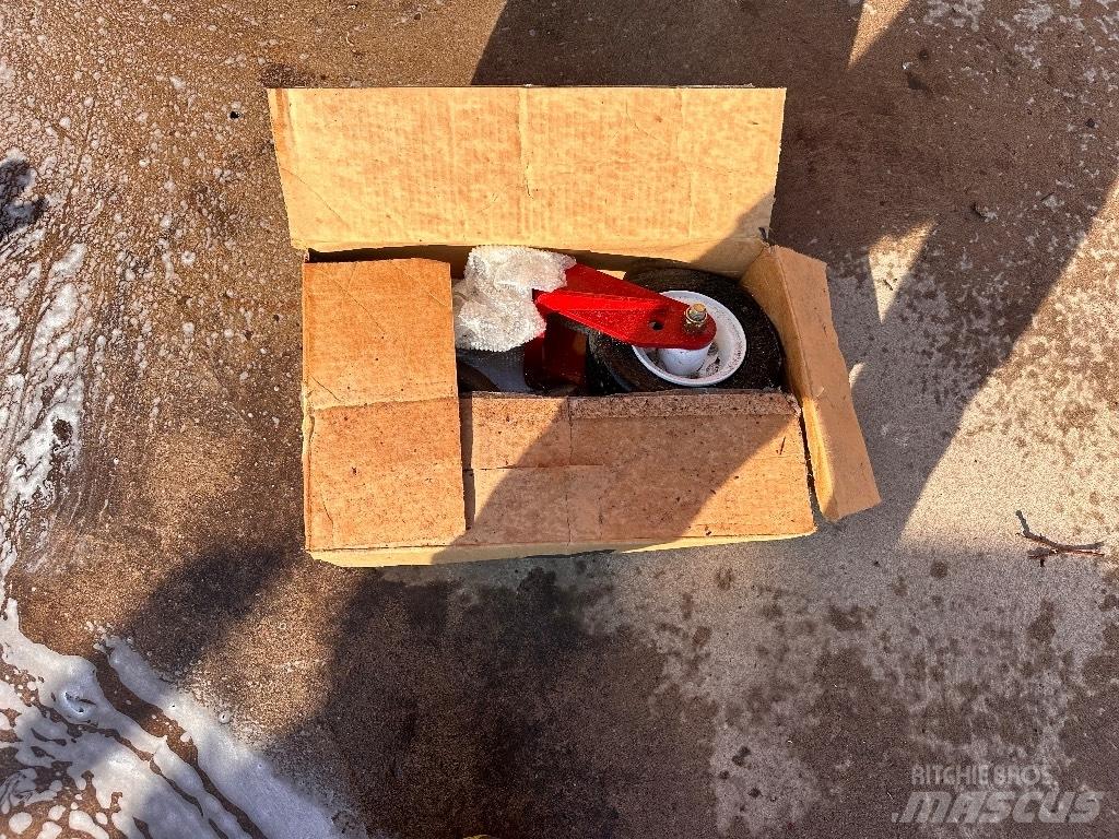 Toro 3280 Sodo traktoriukai-vejapjovės