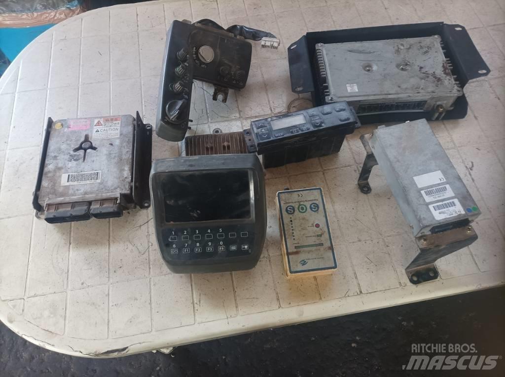Hitachi ZX 350 LC-6 Elektronika
