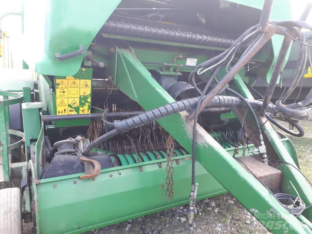 Agronic 1302 RR Ritinių presai