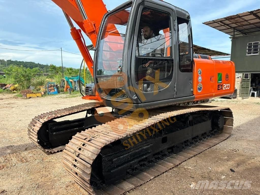 Hitachi EX 200 Vikšriniai ekskavatoriai