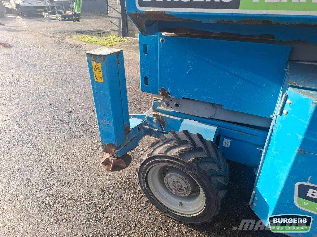 Genie GS-3369 RT Žirkliniai keltuvai