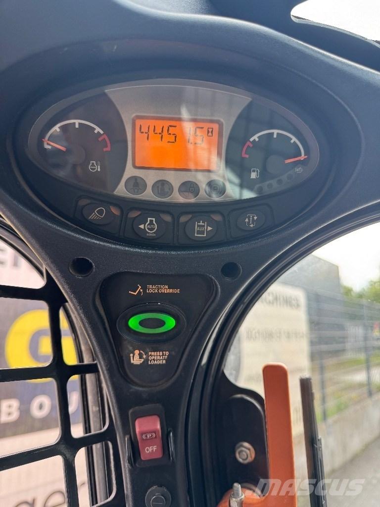 Bobcat T 650 Krautuvai su šoniniu pasukimu