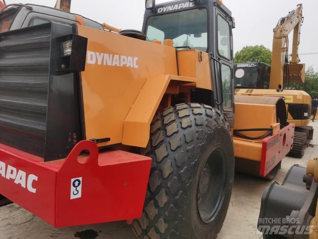 Dynapac CA 25 D Vieno būgno volai